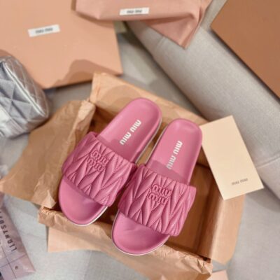 Miu Miu 2023 New Sandals                    