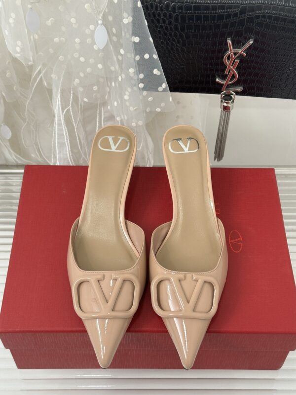 Valentino 2023 New Heel Sandals