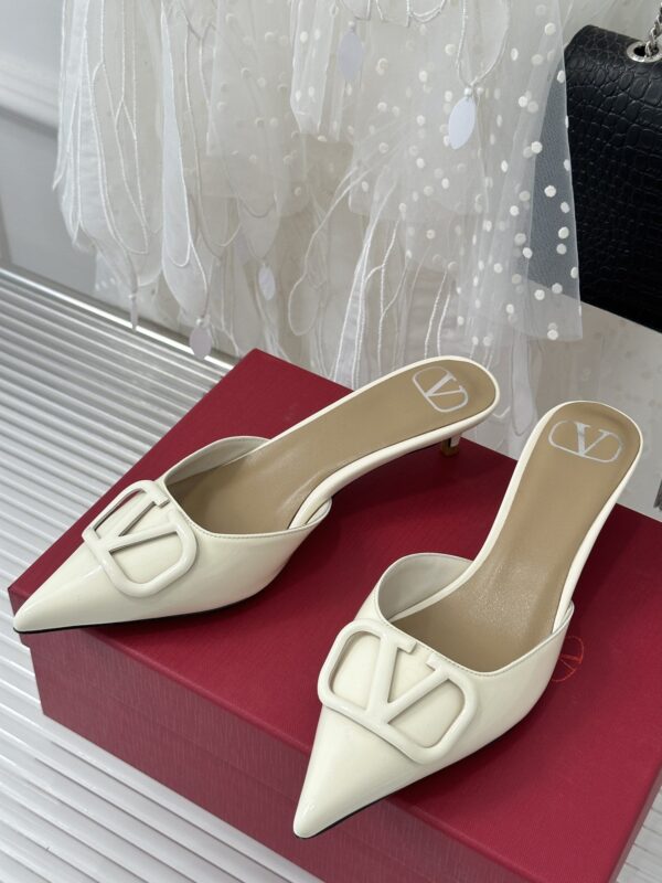 Valentino 2023 New Heel Sandals
