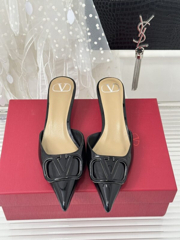 Valentino 2023 New Heel Sandals