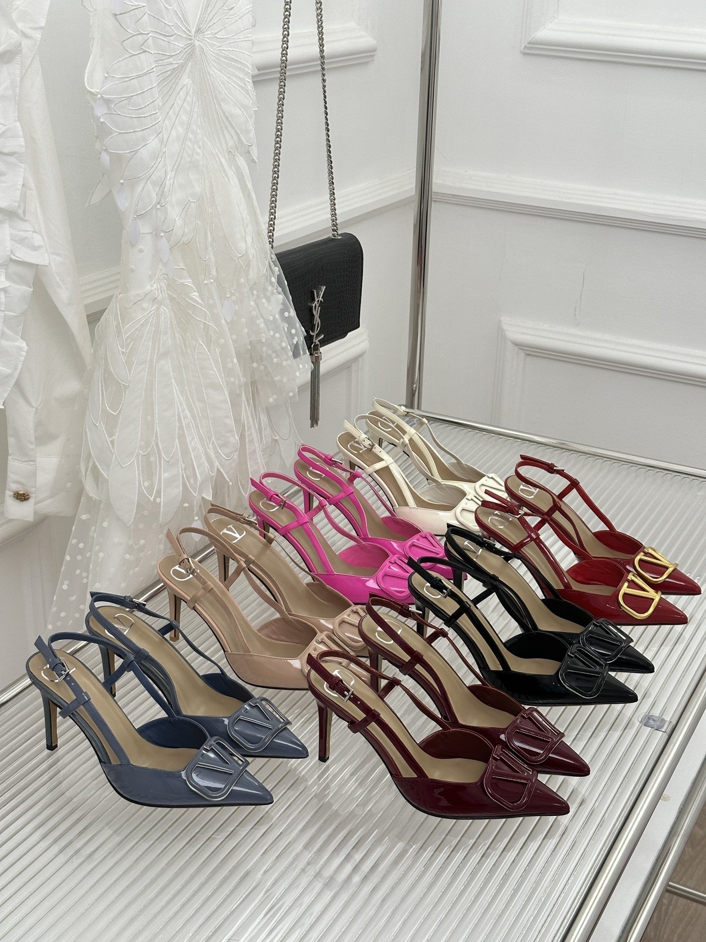 64659.jpg Valentino 2023 New Slingback High-heeled SandalsCollection - Image 1