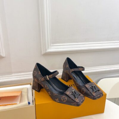 Louis Vuitton 2023 New Heel Sandals