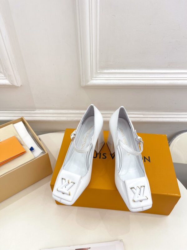 Louis Vuitton 2023 New High-heeled Sandals