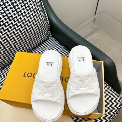 Louis Vuitton 2023 New Sandals