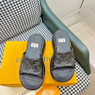Louis Vuitton 2023 New Sandals