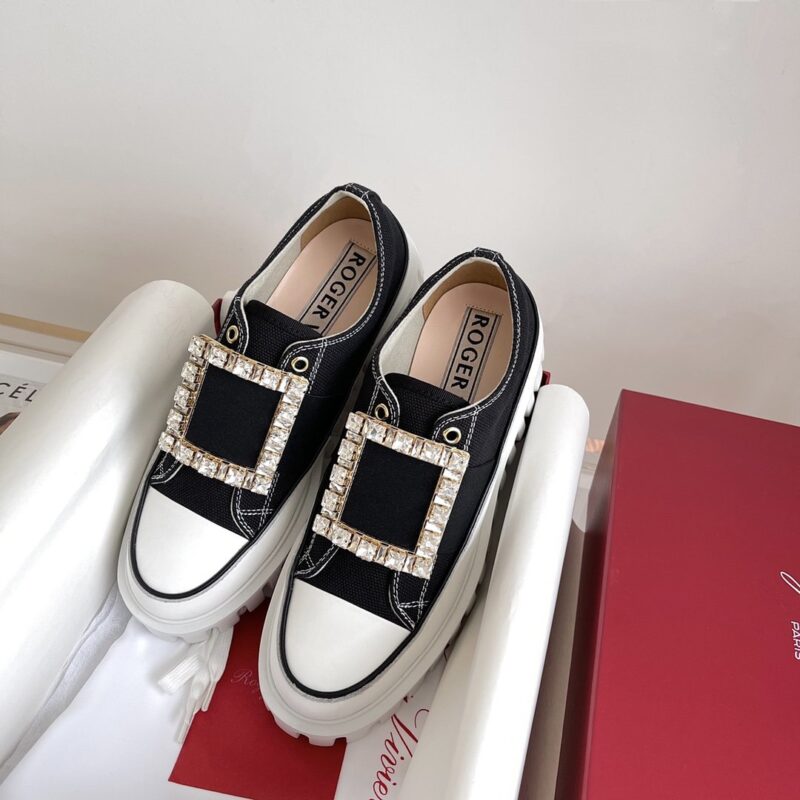 Roger Vivier 2023 New Sneakers