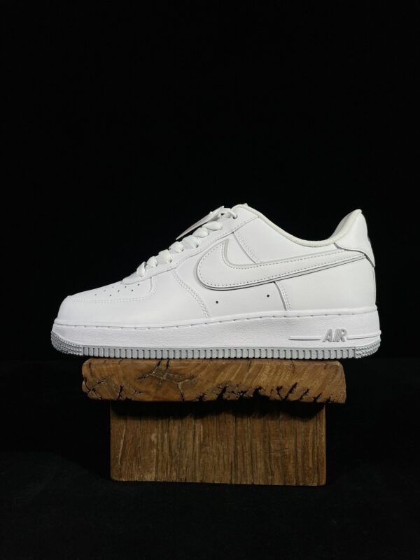 Nike Air Force 1  New Trainers