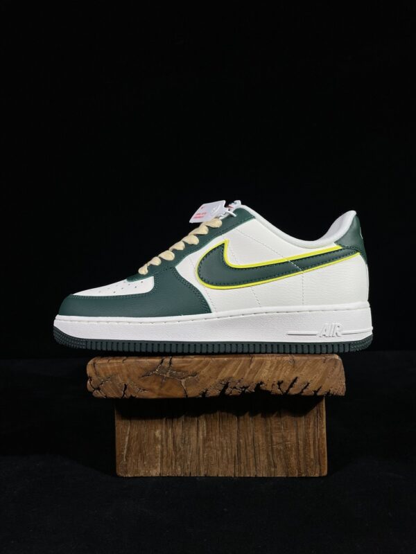 Nike Air Force 1 New Trainers