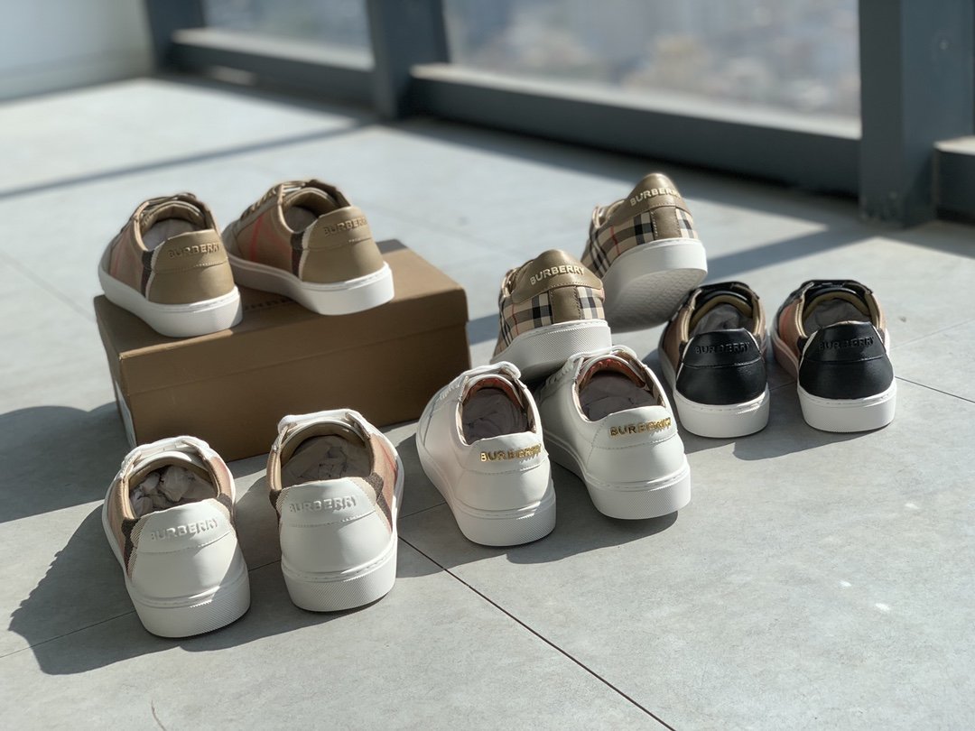 Collection Burberry 2023 New Unisex Trainers - Image 3