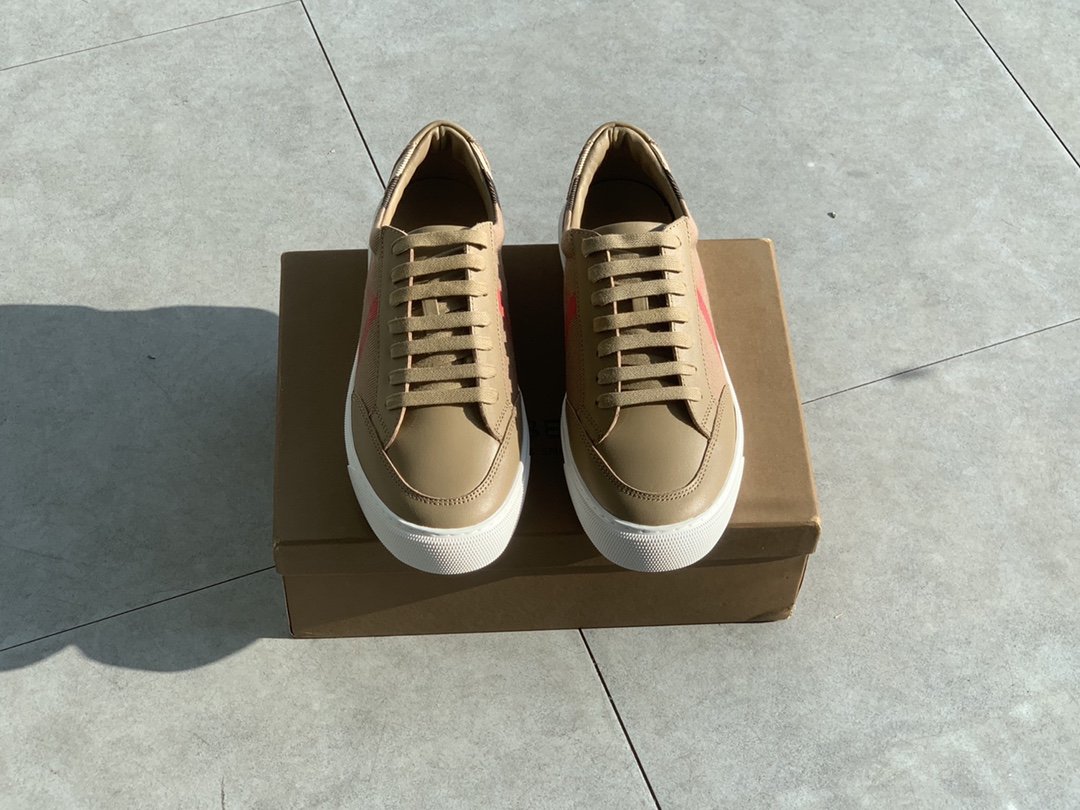 Burberry 2023 New Unisex Trainers - Image 7