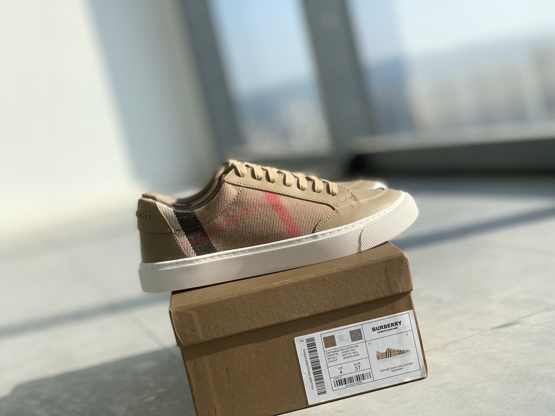 Burberry 2023 New Unisex Trainers