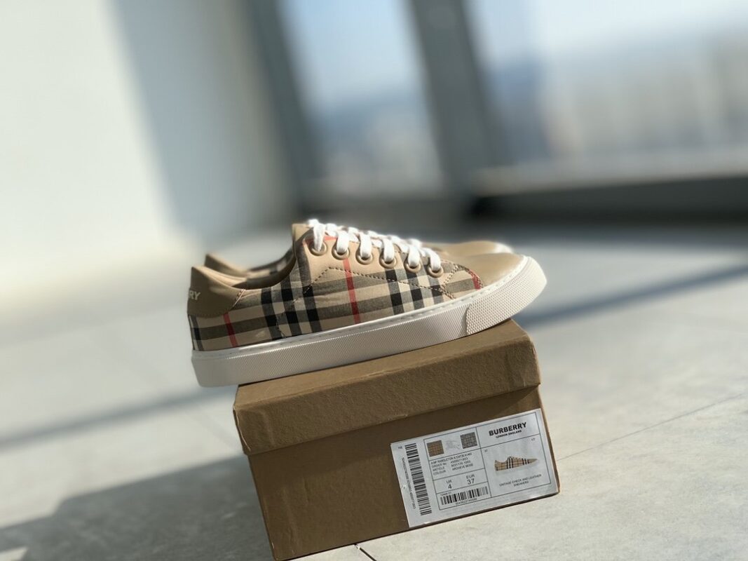 Burberry 2023 New Unisex Trainers