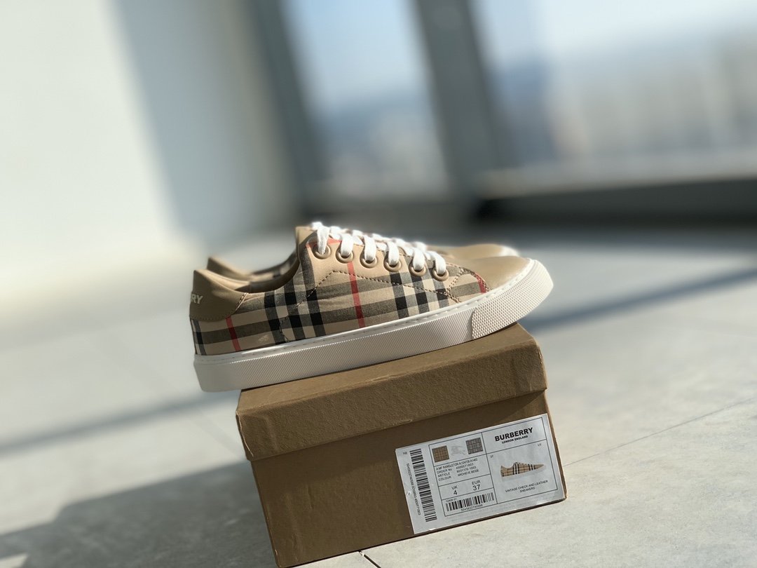 Burberry 2023 New Unisex Trainers