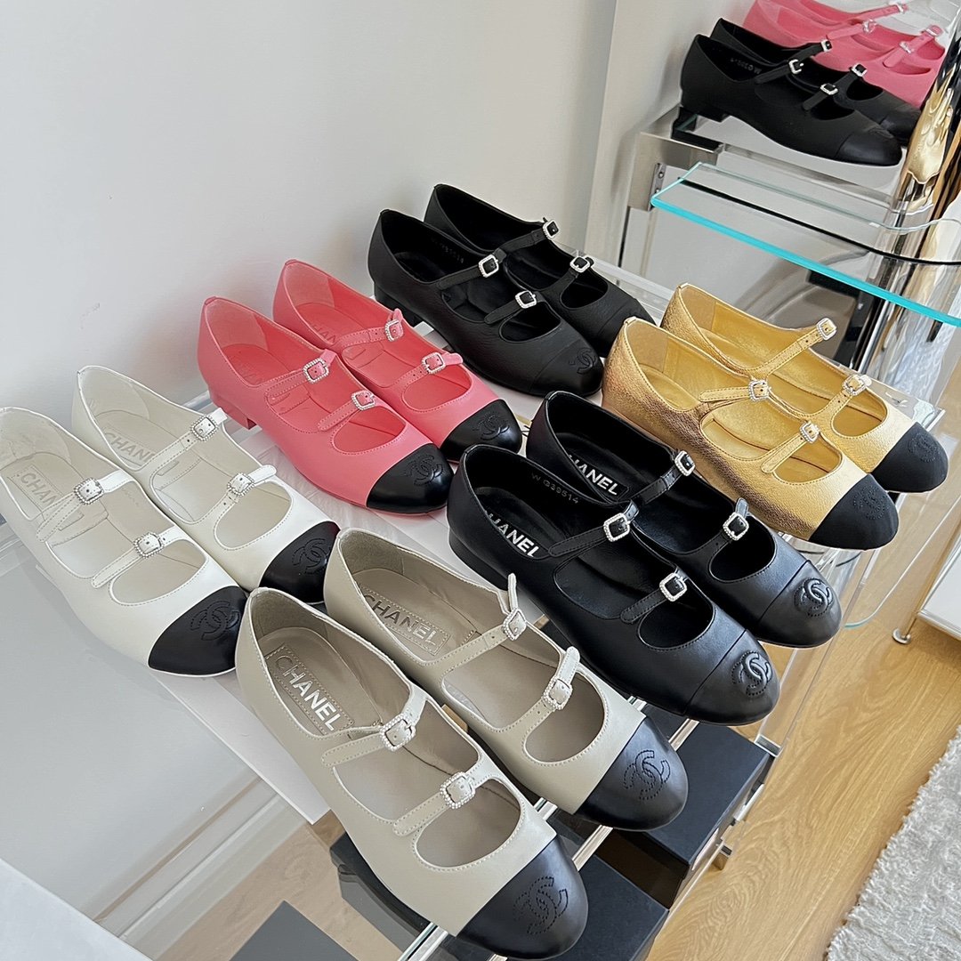 73871.jpg Chanel 2023 New Sandals Collection - Image 1