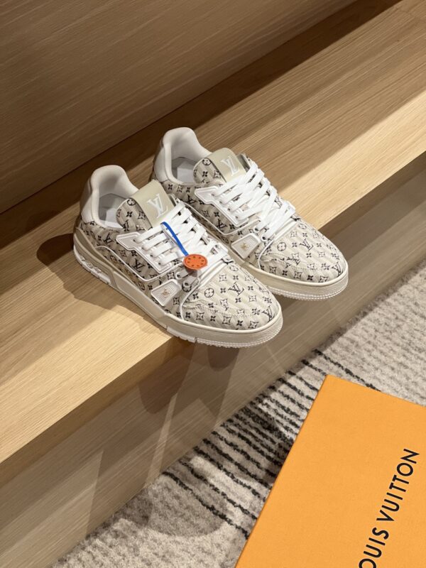 Louis Vuitton 2023 Unisex Trainers