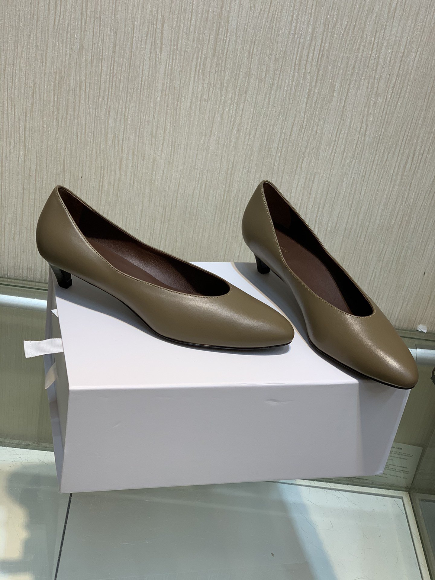 The Row 2023 New Shoes - Image 3