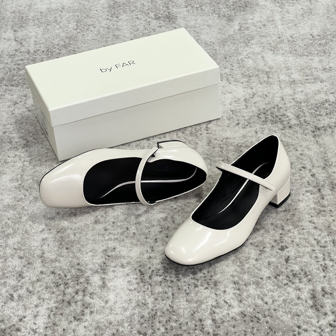 74788.jpg By Far 2023 New Sandals - Image 1