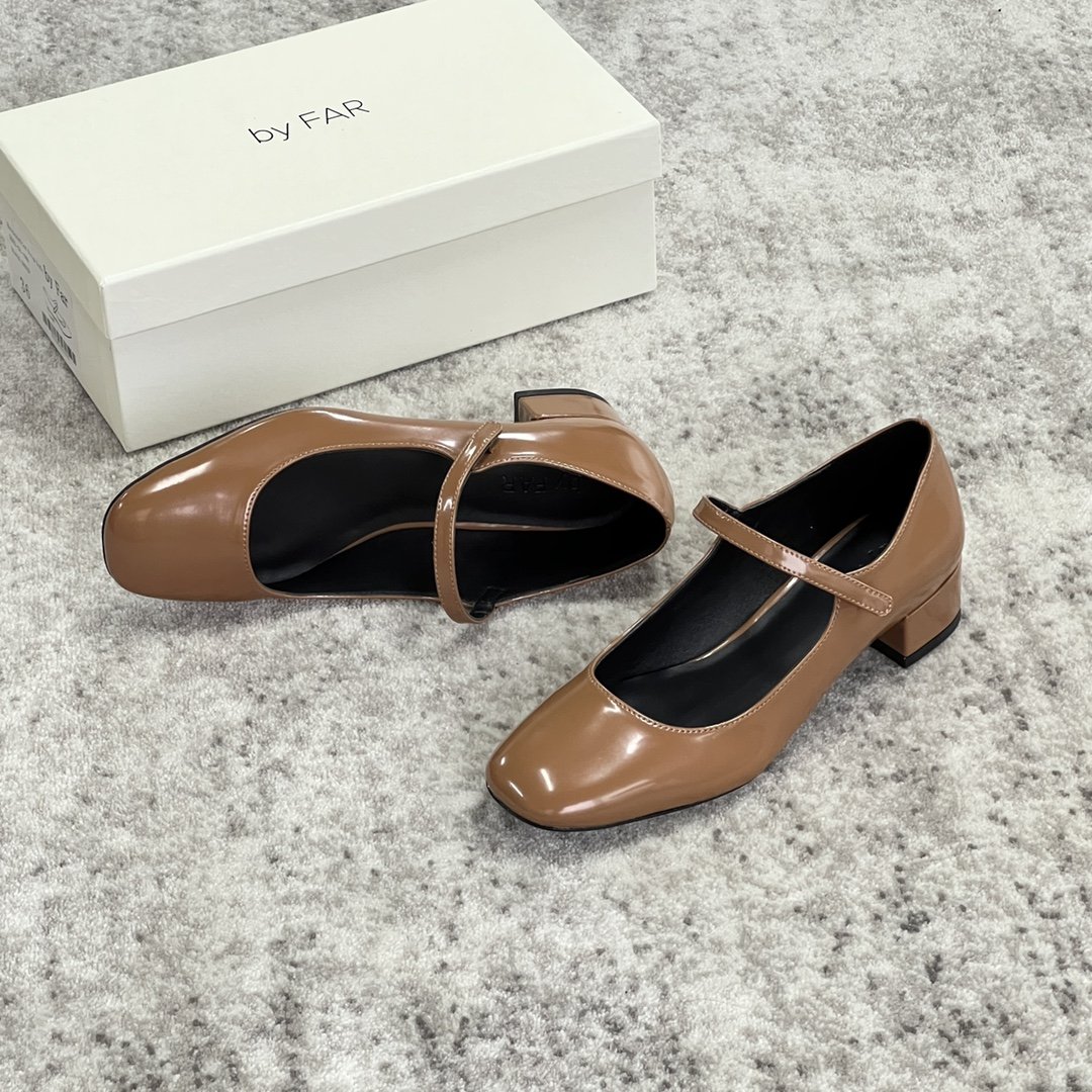 74796.jpg By Far 2023 New Sandals - Image 1