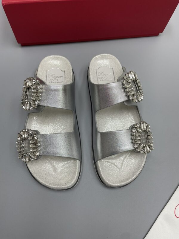 Roger Vivier 2023 New Sandals