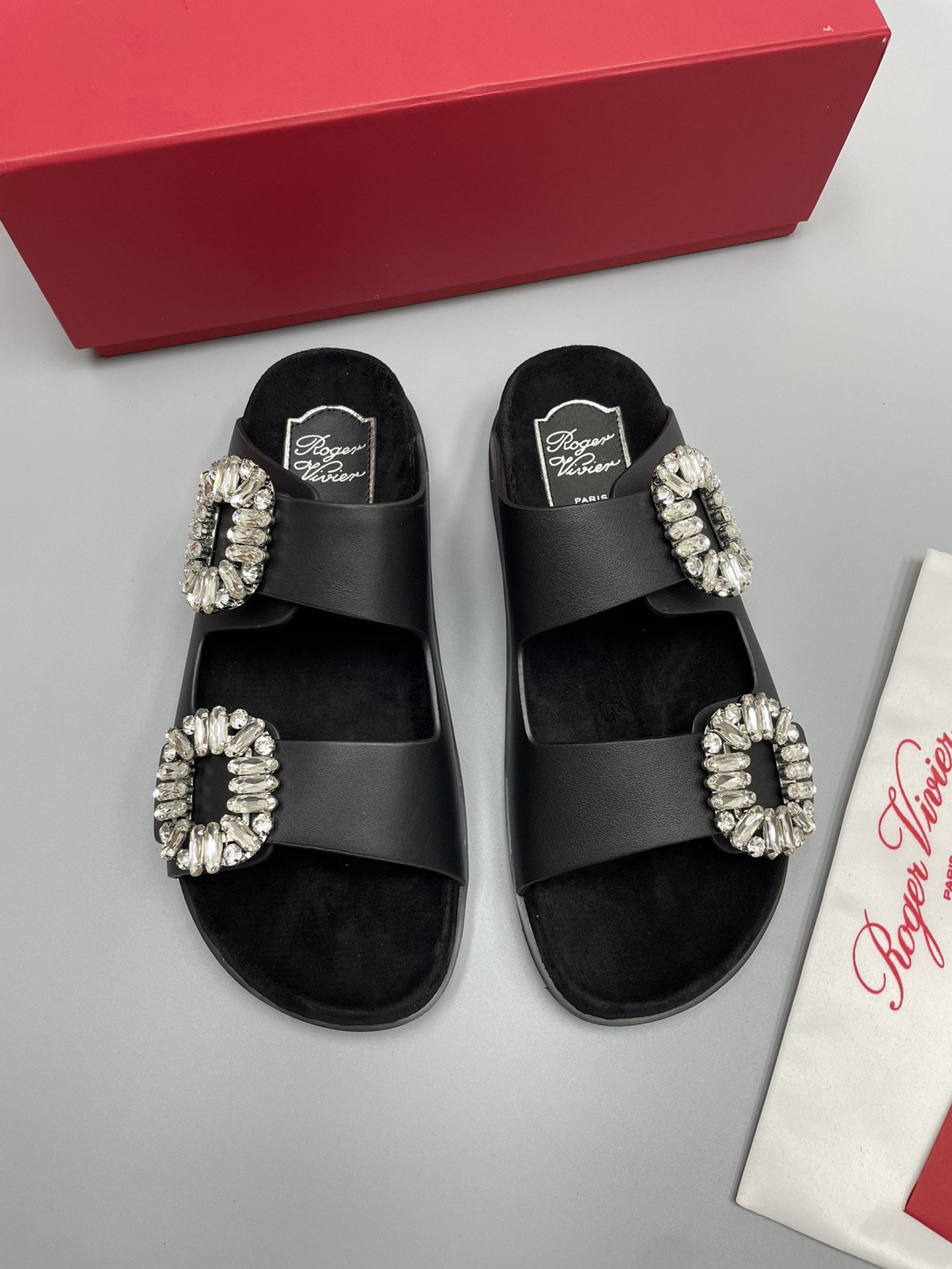 74959.jpg Roger Vivier 2023 New Sandals - Image 1