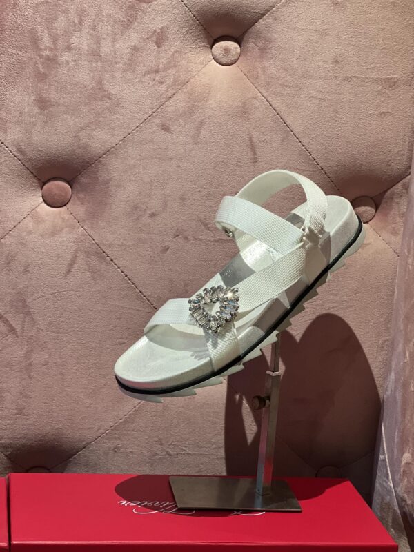 Roger Vivier 2023 New Sandals