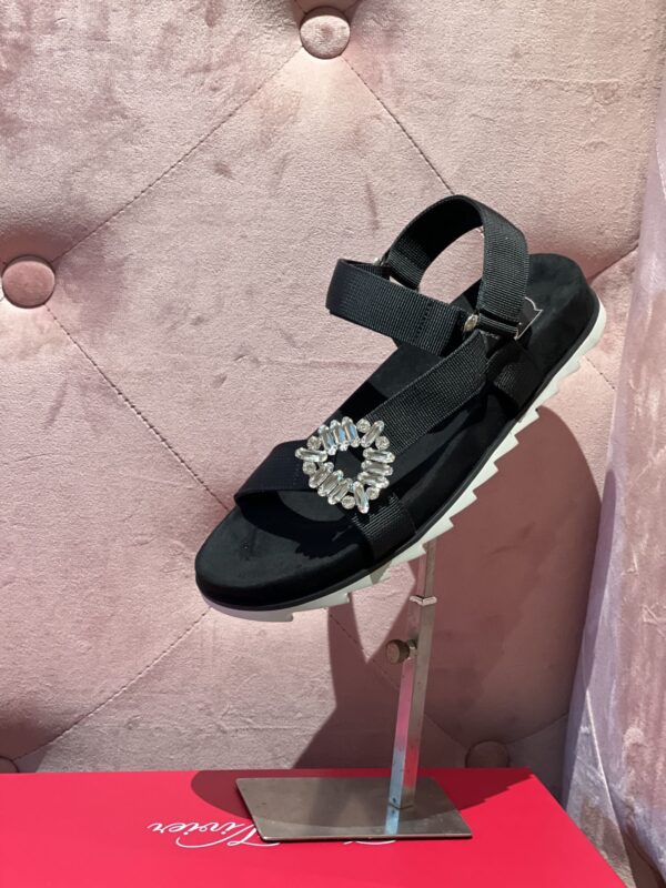 Roger Vivier 2023 New Sandals
