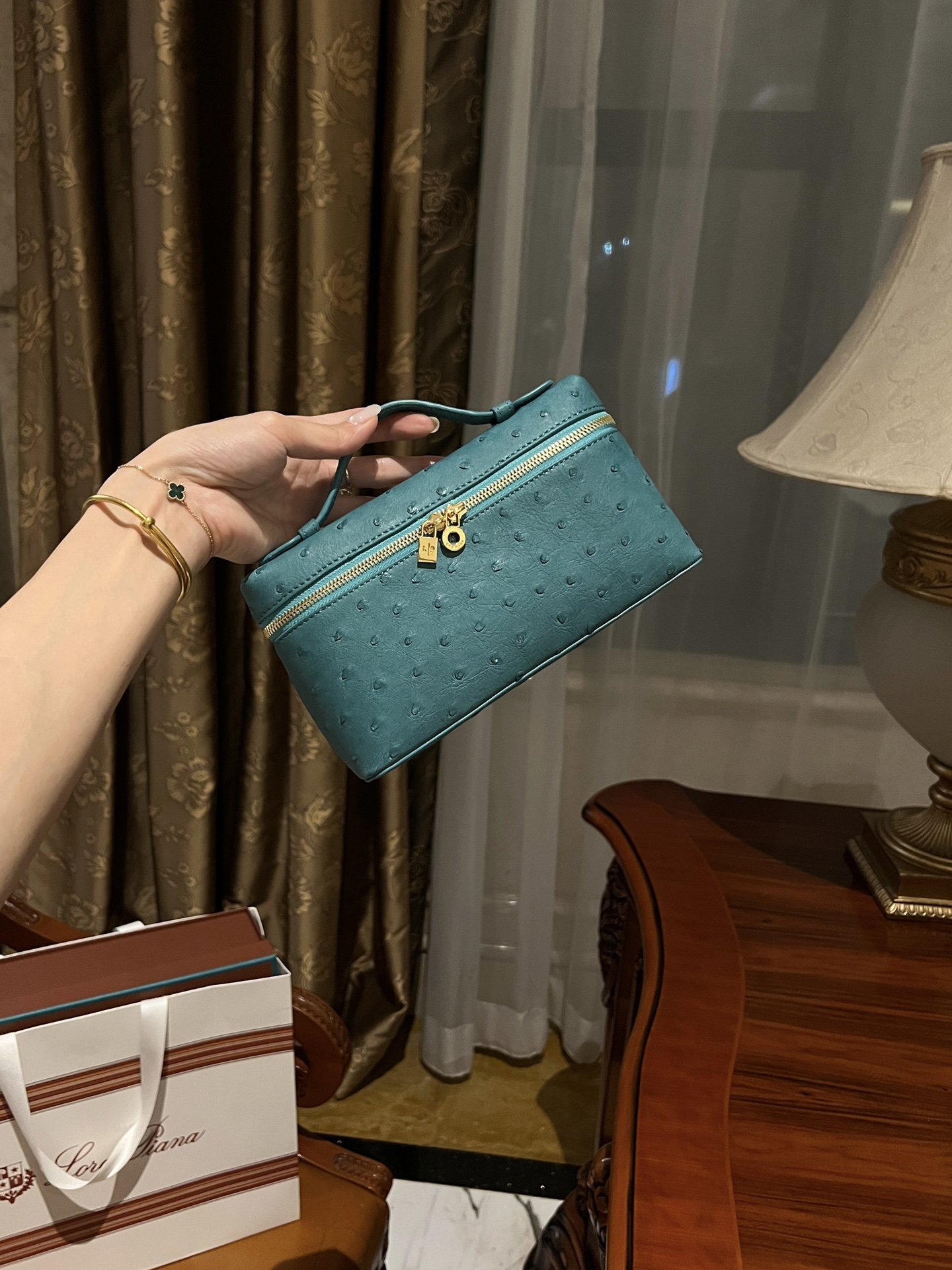 75748.jpg Loro Piana L19 in Green Ostrich - Image 1