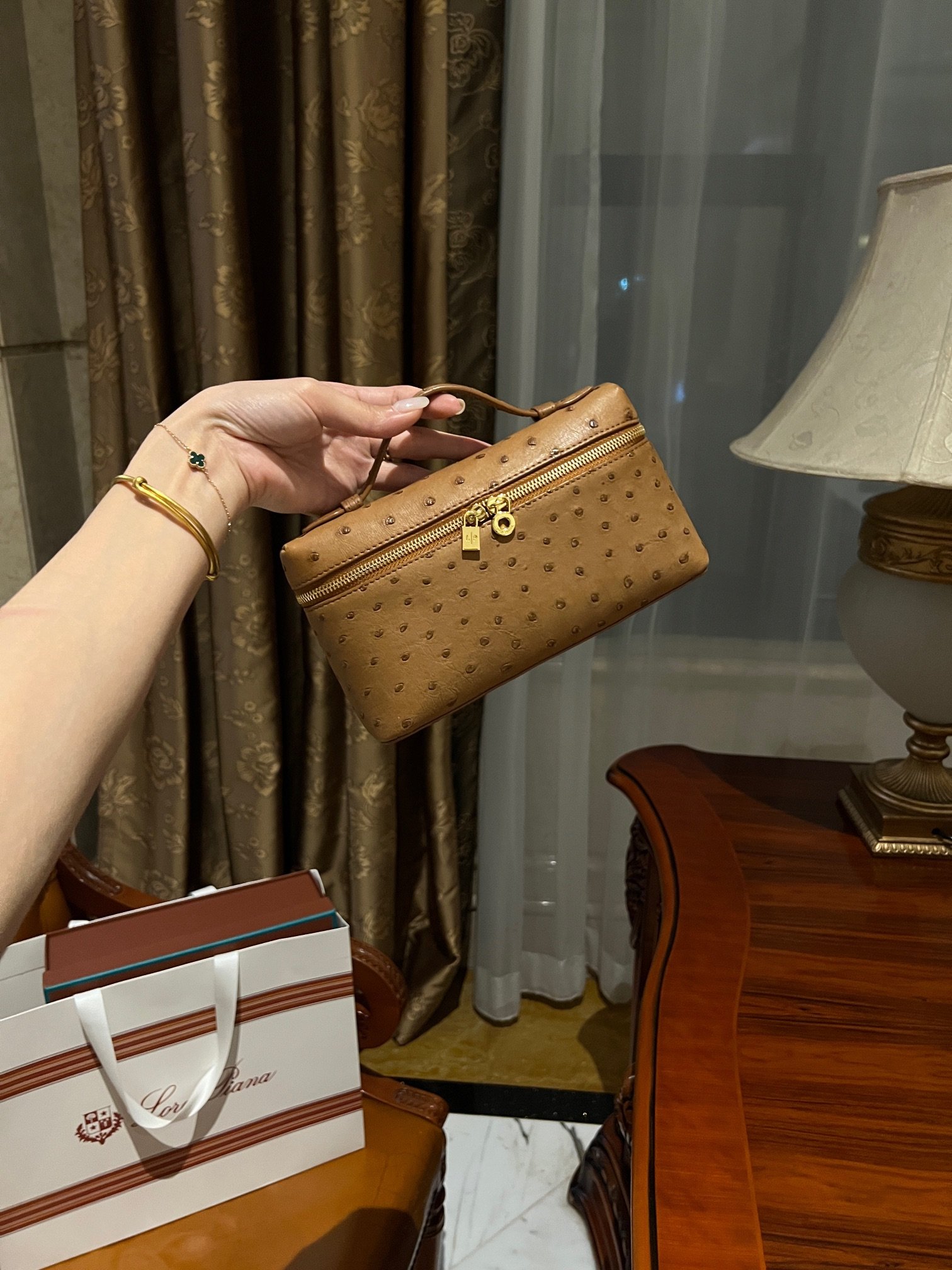 75757.jpg Loro Piana L19 in Ostrich Leather - Image 1