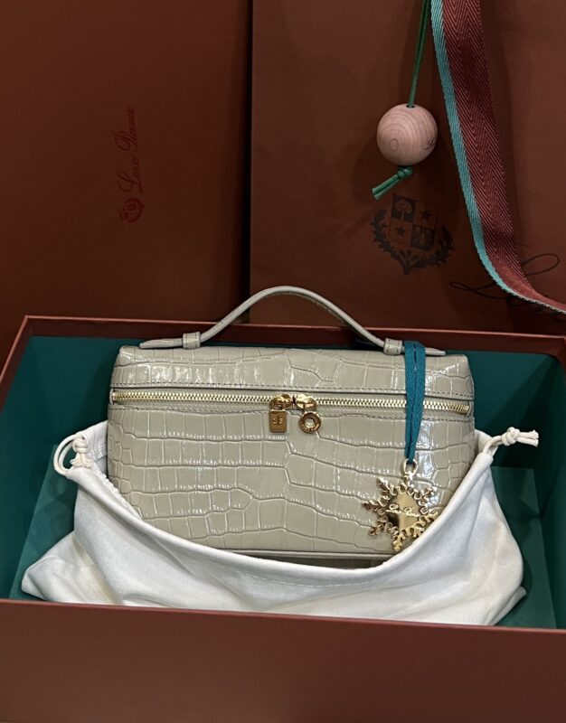 Loro Piana L19 in Shiny Grey Crocodile