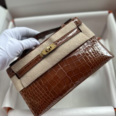 Kelly Pochette in Miel Shiny Crocodile