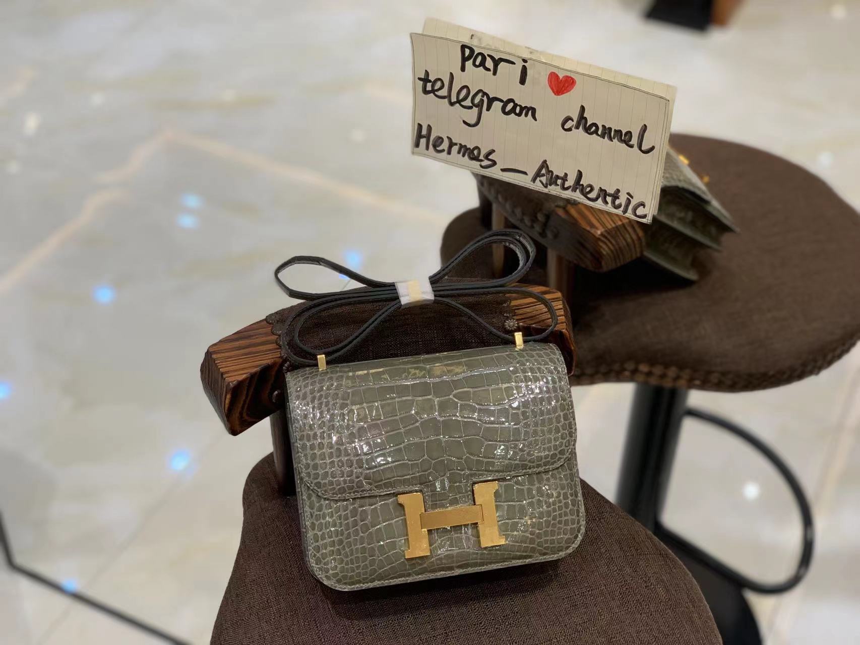 Constance 18 in Grey Shiny Crocodile