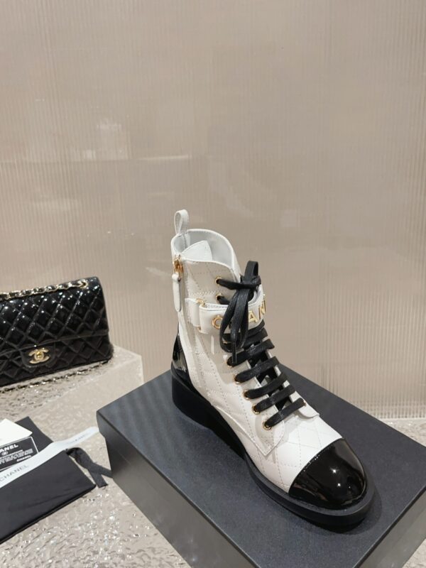 Chanel 2023 New Boots