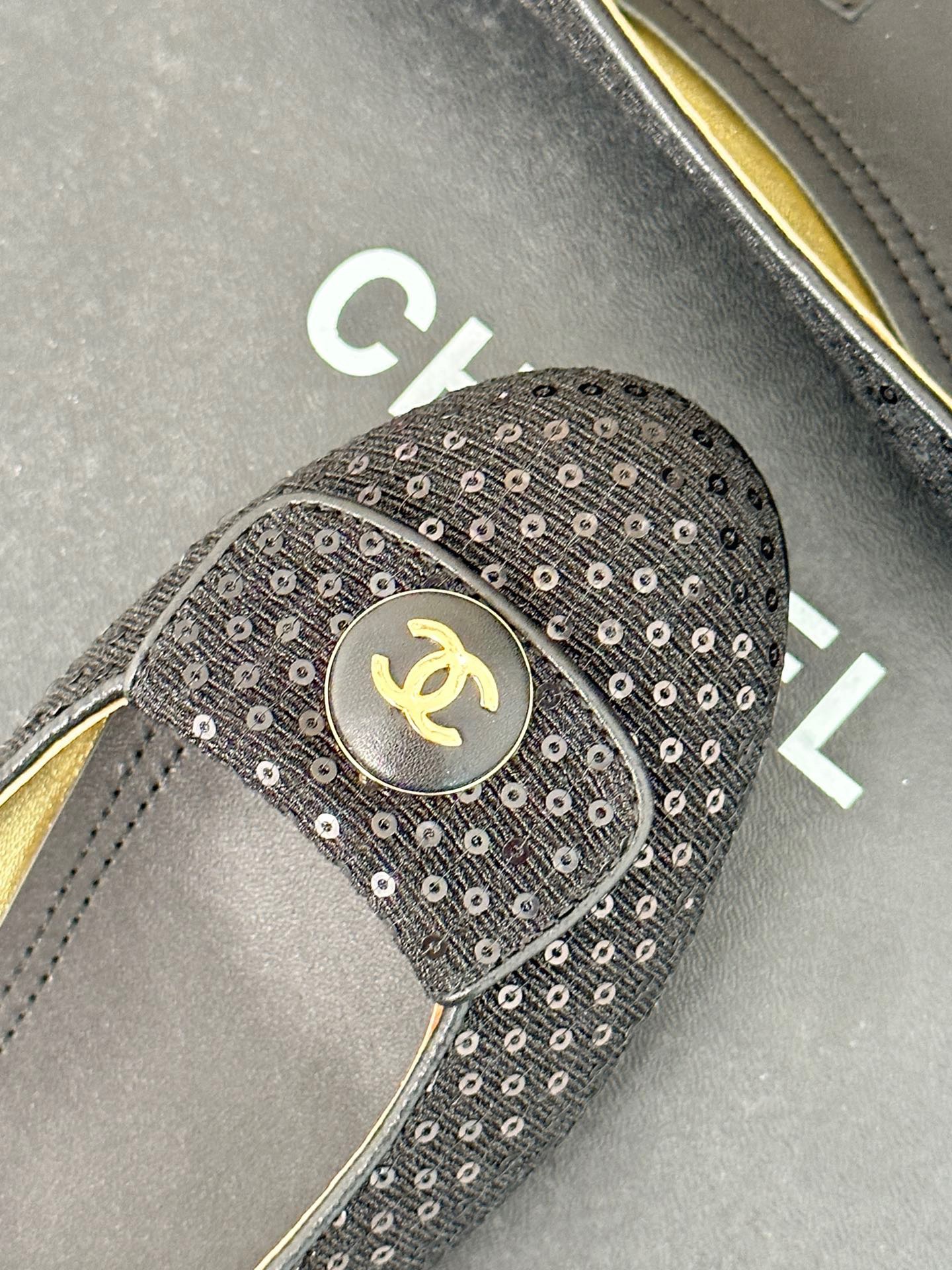 Chanel 2023 New Ballet Shoes - Image 6