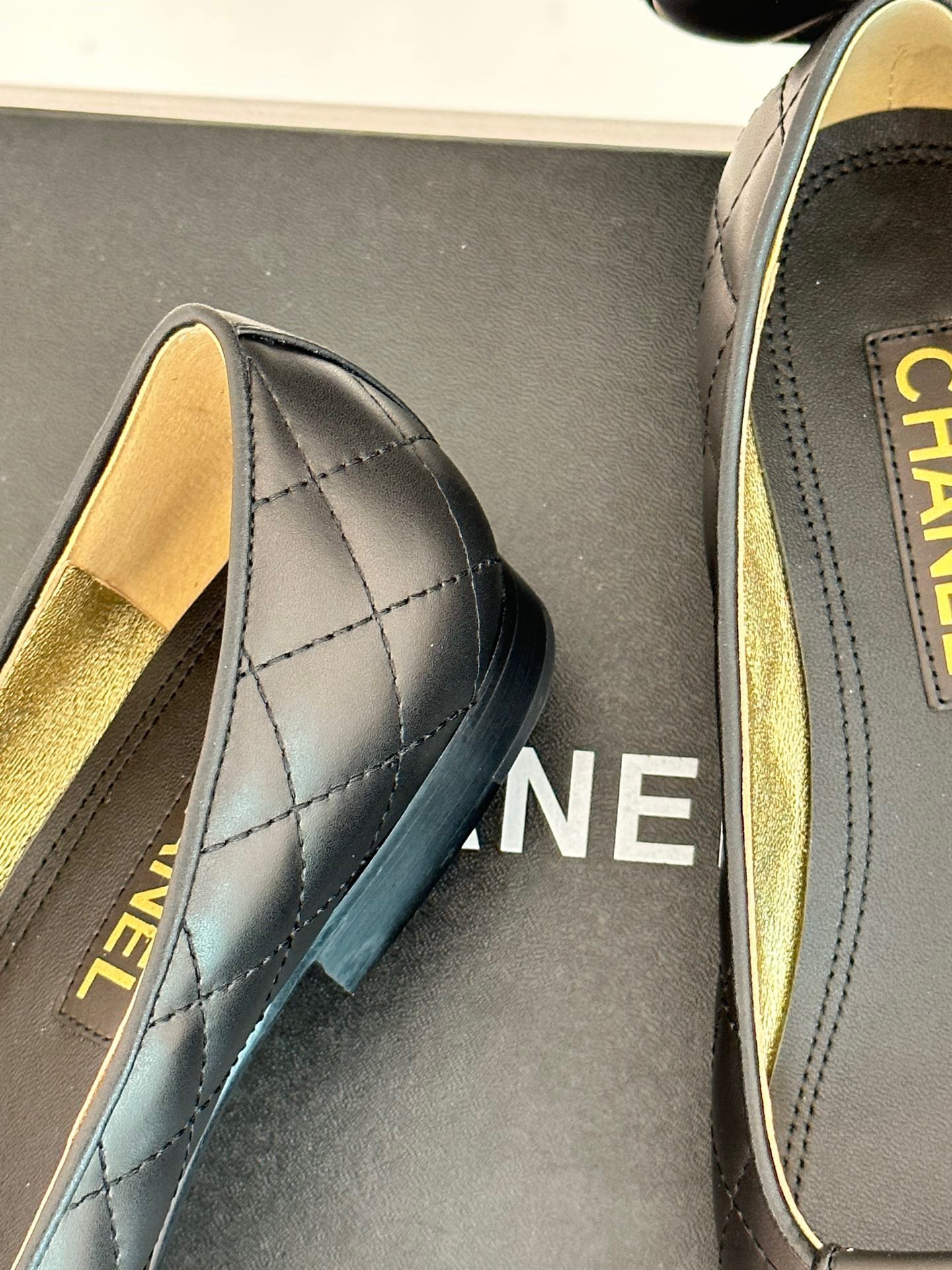 Chanel 2023 New Ballet Shoes - Image 5