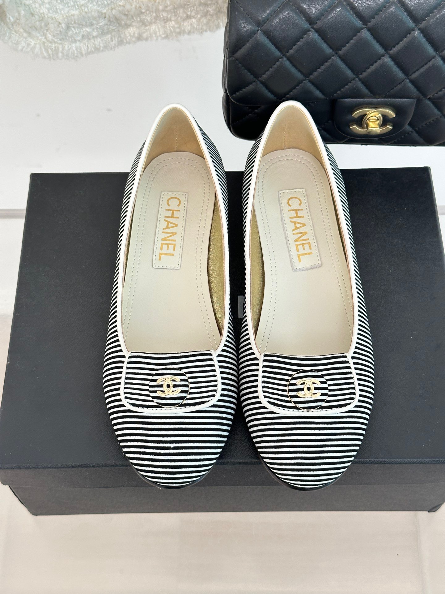 Chanel 2023 New Ballet Shoes - Image 3