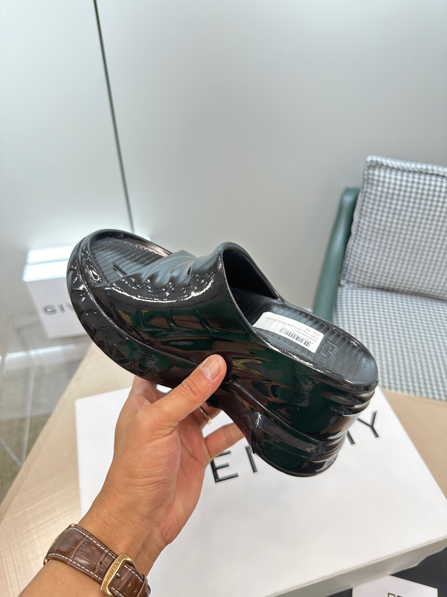 Givenchy 2023 Wedge Heel Thick Bottom Sandals - Image 2