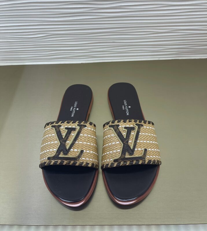 Louis Vuitton 2023 New Sandals