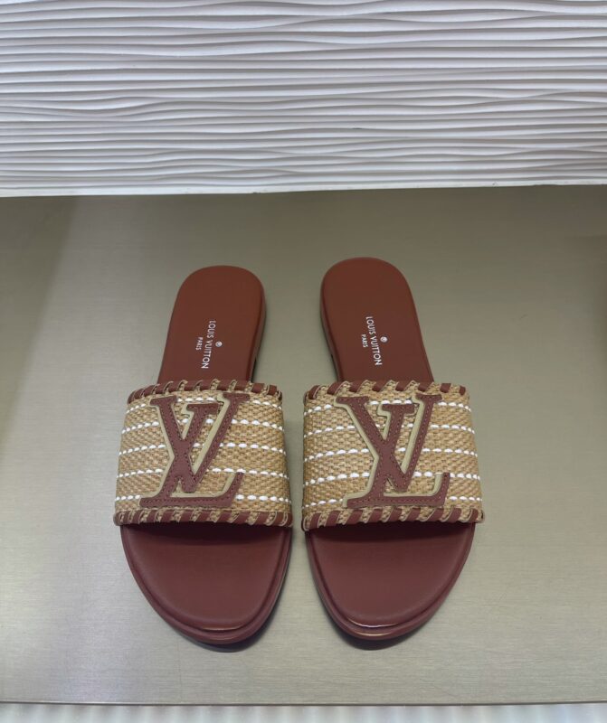 Louis Vuitton 2023 New Sandals