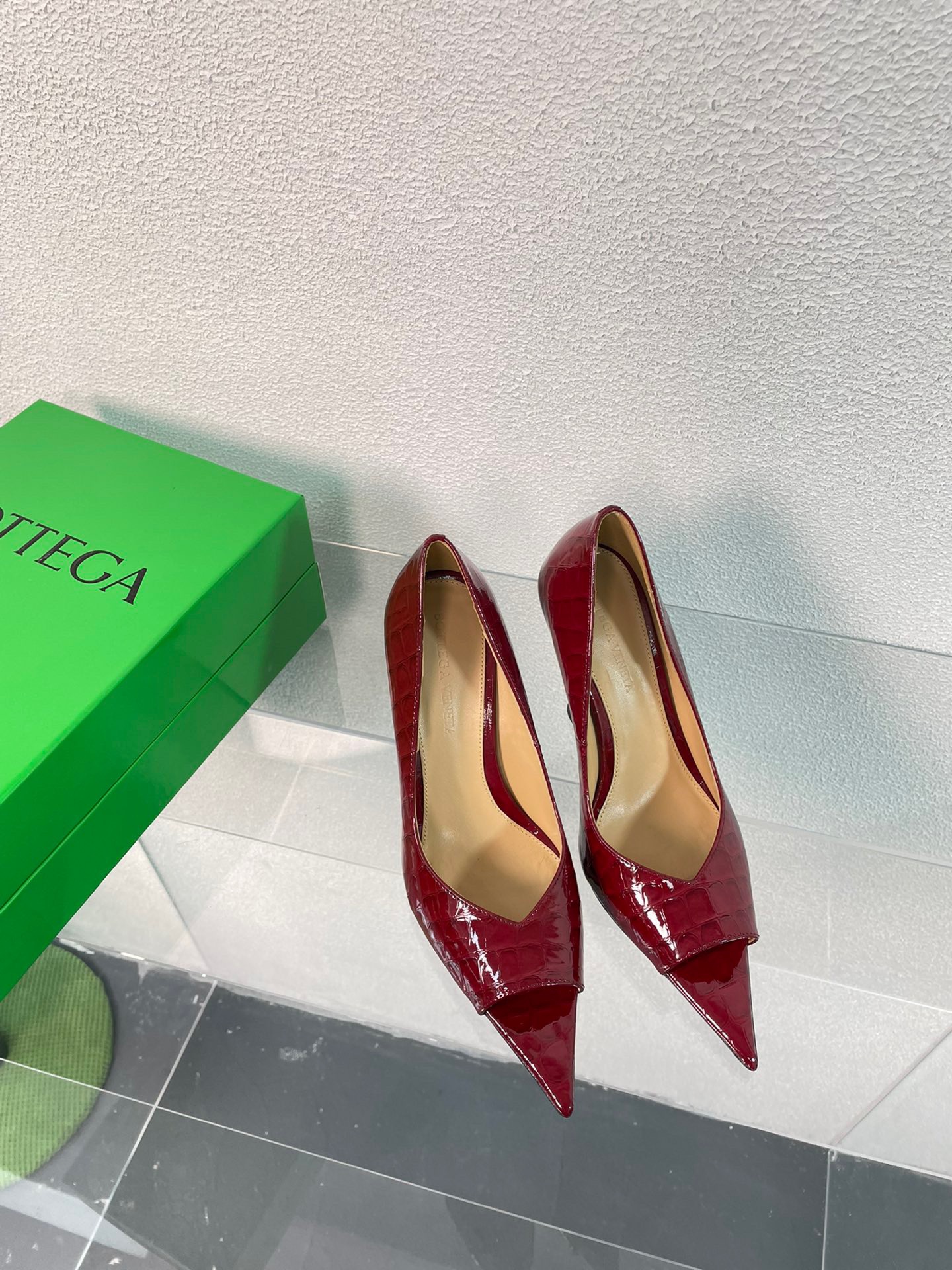 Bottega Veneta 2023 Puntas Wedges Shoes - Image 2