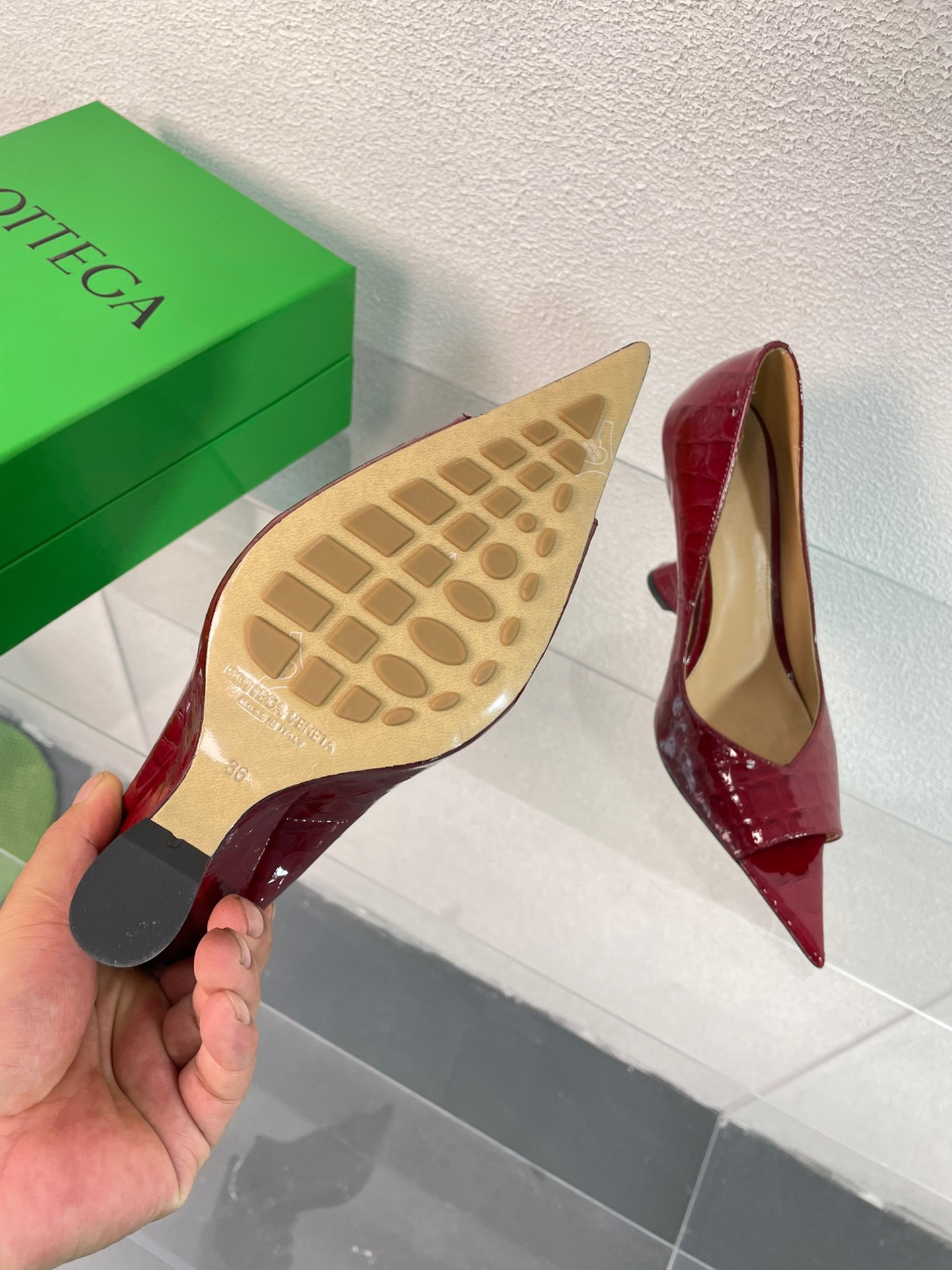 Bottega Veneta 2023 Puntas Wedges Shoes - Image 10