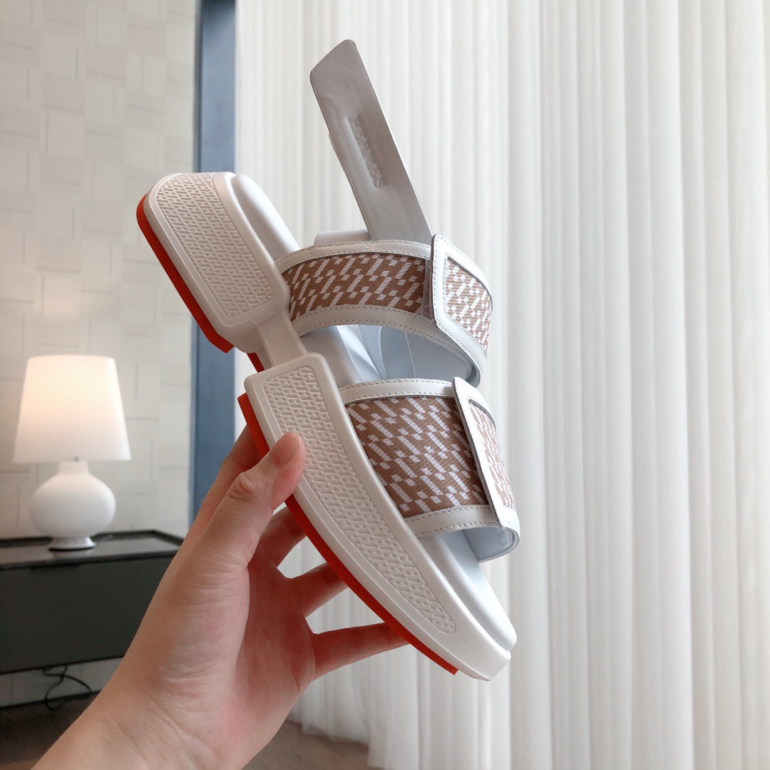 img_0643 Hermes 2023 New Sandals - Image 1