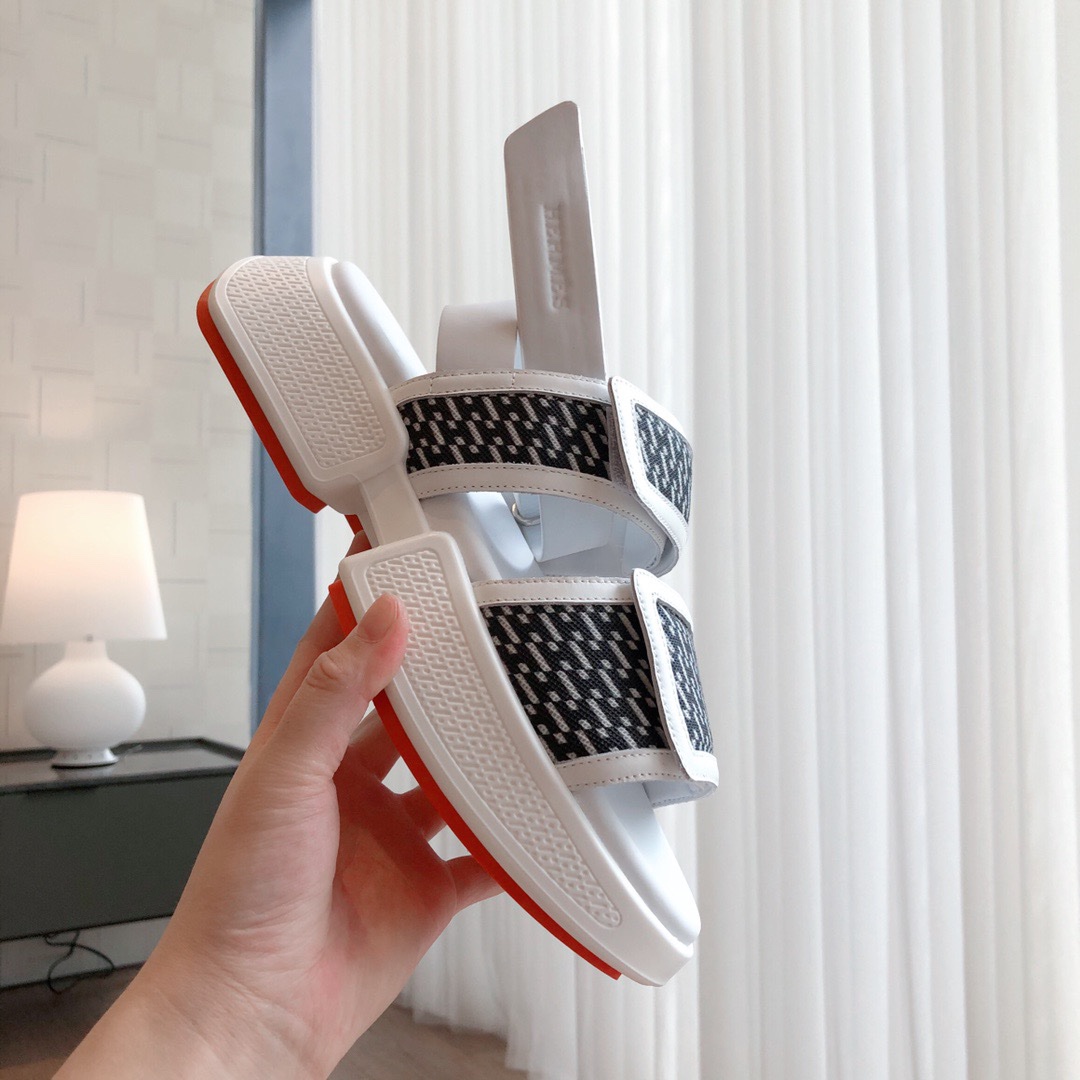 img_0663 Hermes 2023 New Sandals - Image 1