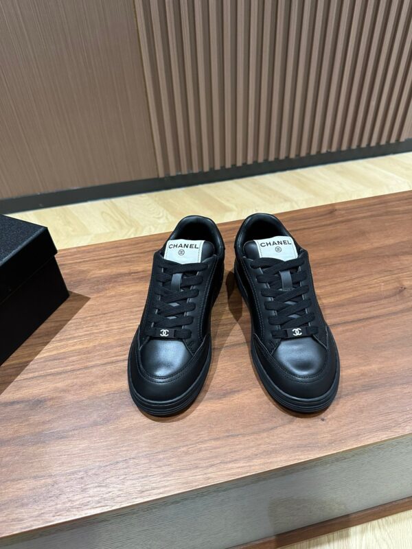 Chanel 2023 New Sneakers