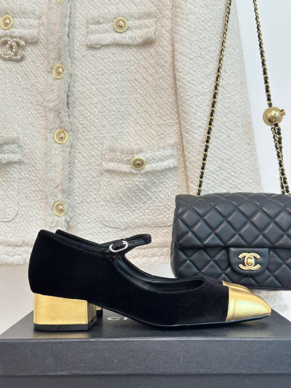 Chanel 2023 Square Toe Chunky Heels