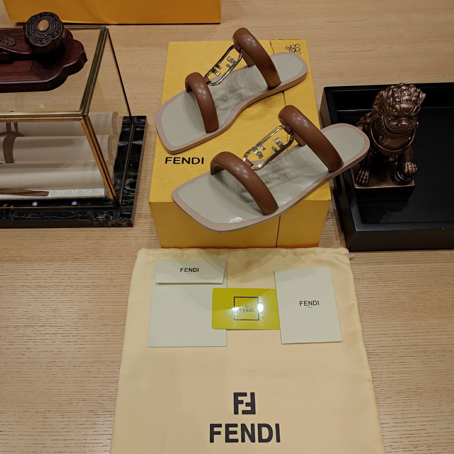 Fendi 2023 New Sandals - Image 5
