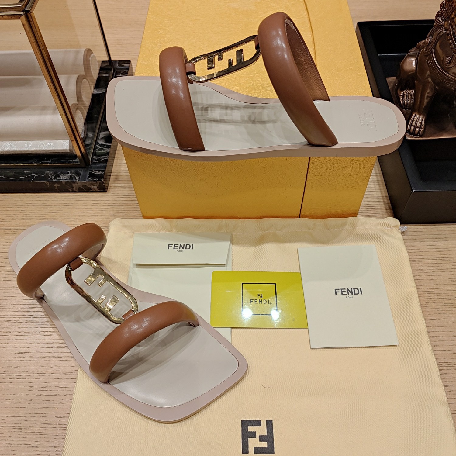Fendi 2023 New Sandals