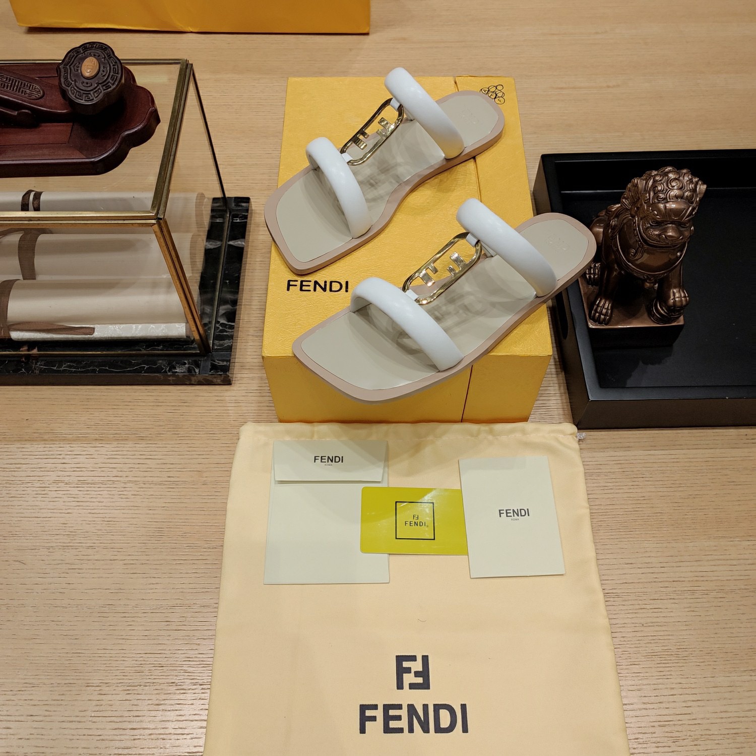 Fendi 2023 New Sandals - Image 5