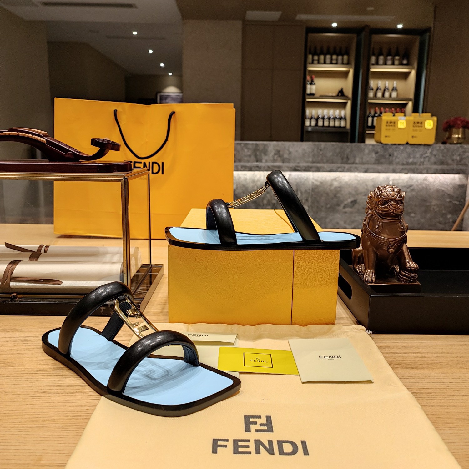 Fendi 2023 New Sandals - Image 6