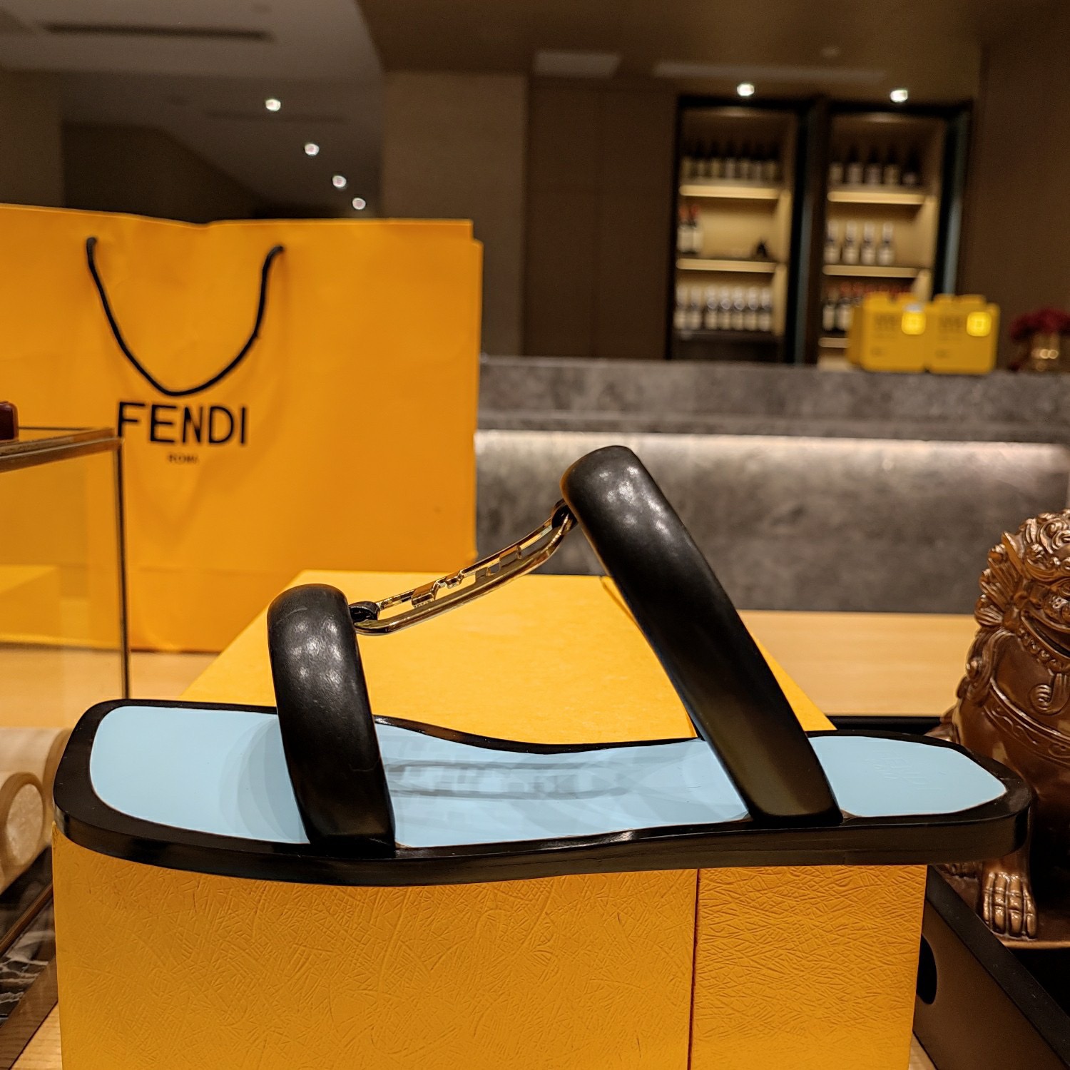 Fendi 2023 New Sandals - Image 7