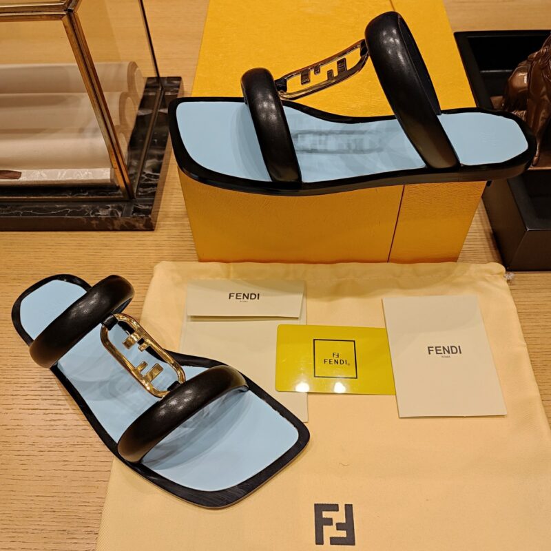 Fendi 2023 New Sandals